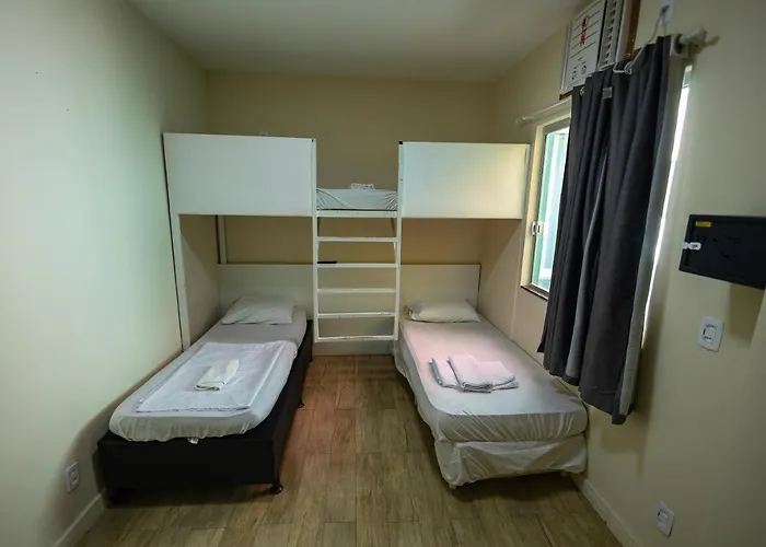 Apartamento Com Varanda Em Copacabana